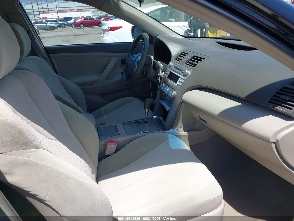 2011 TOYOTA CAMRY LE V6 — снимка 5