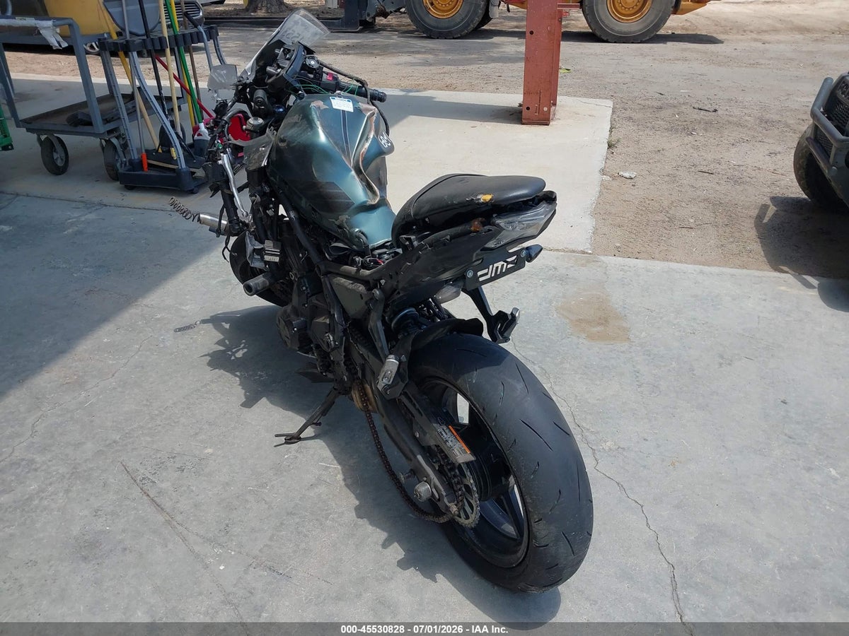 2025 KAWASAKI EX650 P — снимка 3
