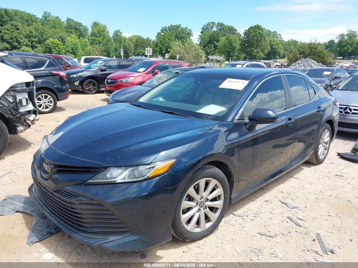 2018 TOYOTA CAMRY LE — снимка 2