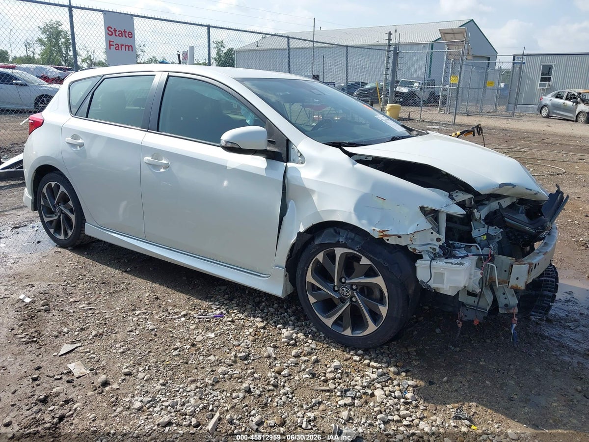 2017 TOYOTA COROLLA IM