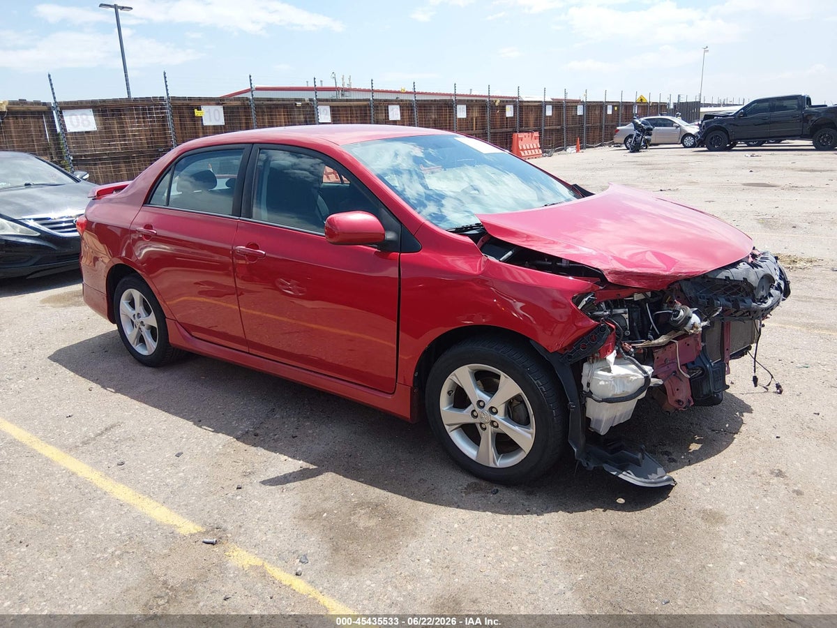 2013 TOYOTA COROLLA S