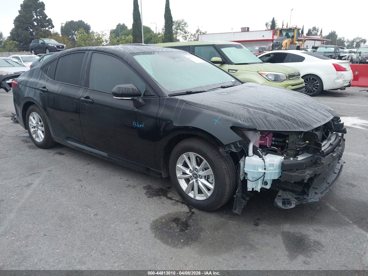 2025 TOYOTA CAMRY LE