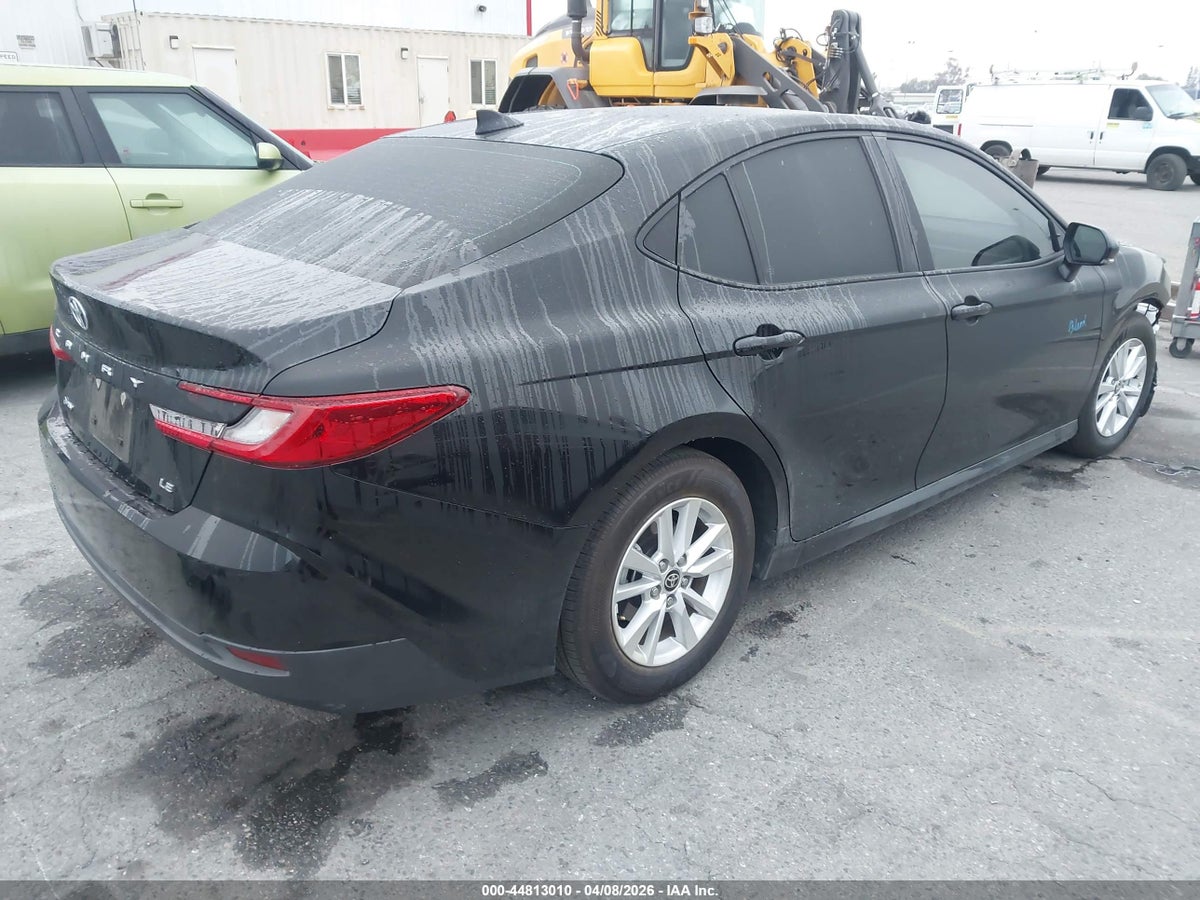 2025 TOYOTA CAMRY LE — снимка 4