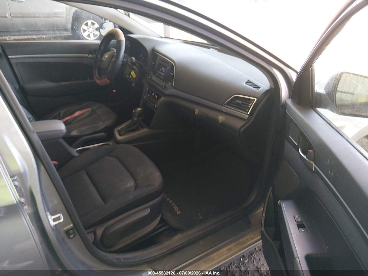 2018 HYUNDAI ELANTRA SE — снимка 5