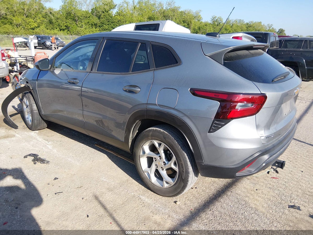 2024 CHEVROLET TRAX FWD SP — снимка 3