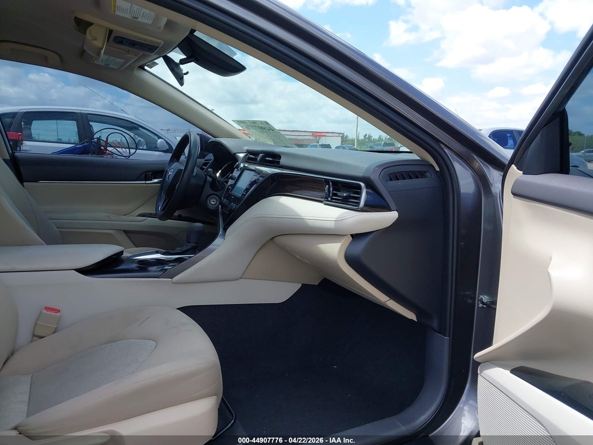 2020 TOYOTA CAMRY LE — снимка 5