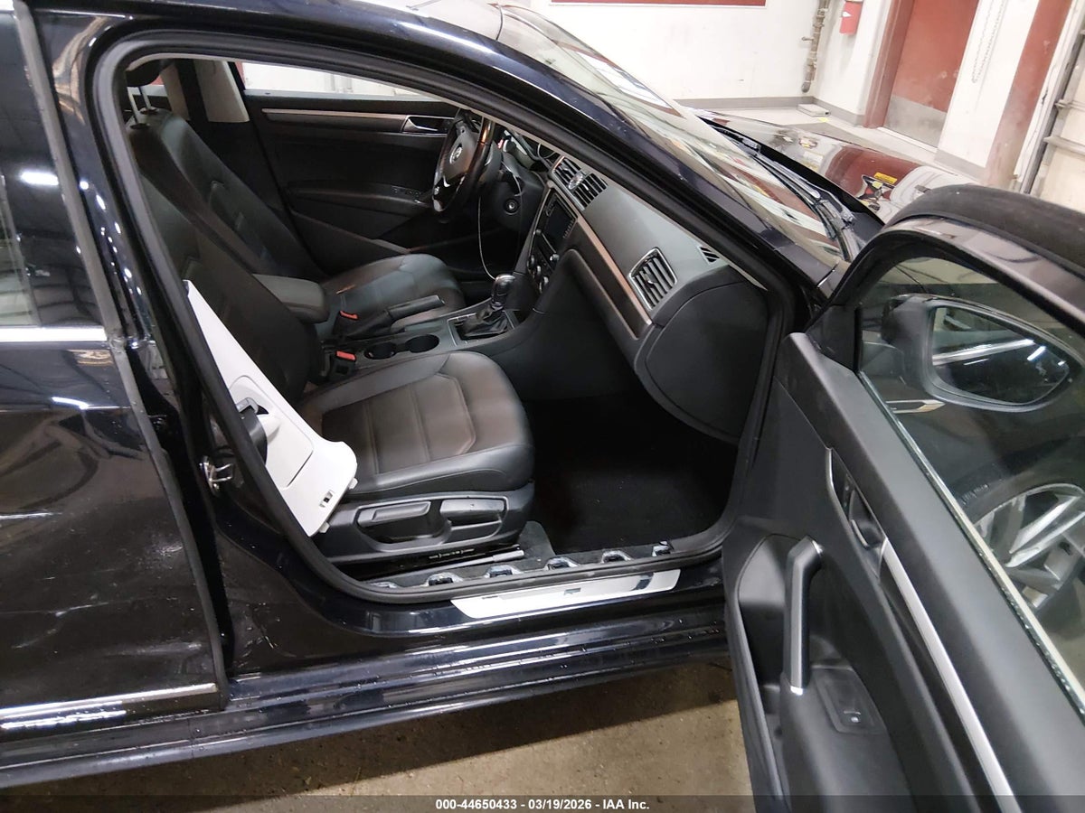 2017 VOLKSWAGEN PASSAT 1.8T R-LINE — снимка 5