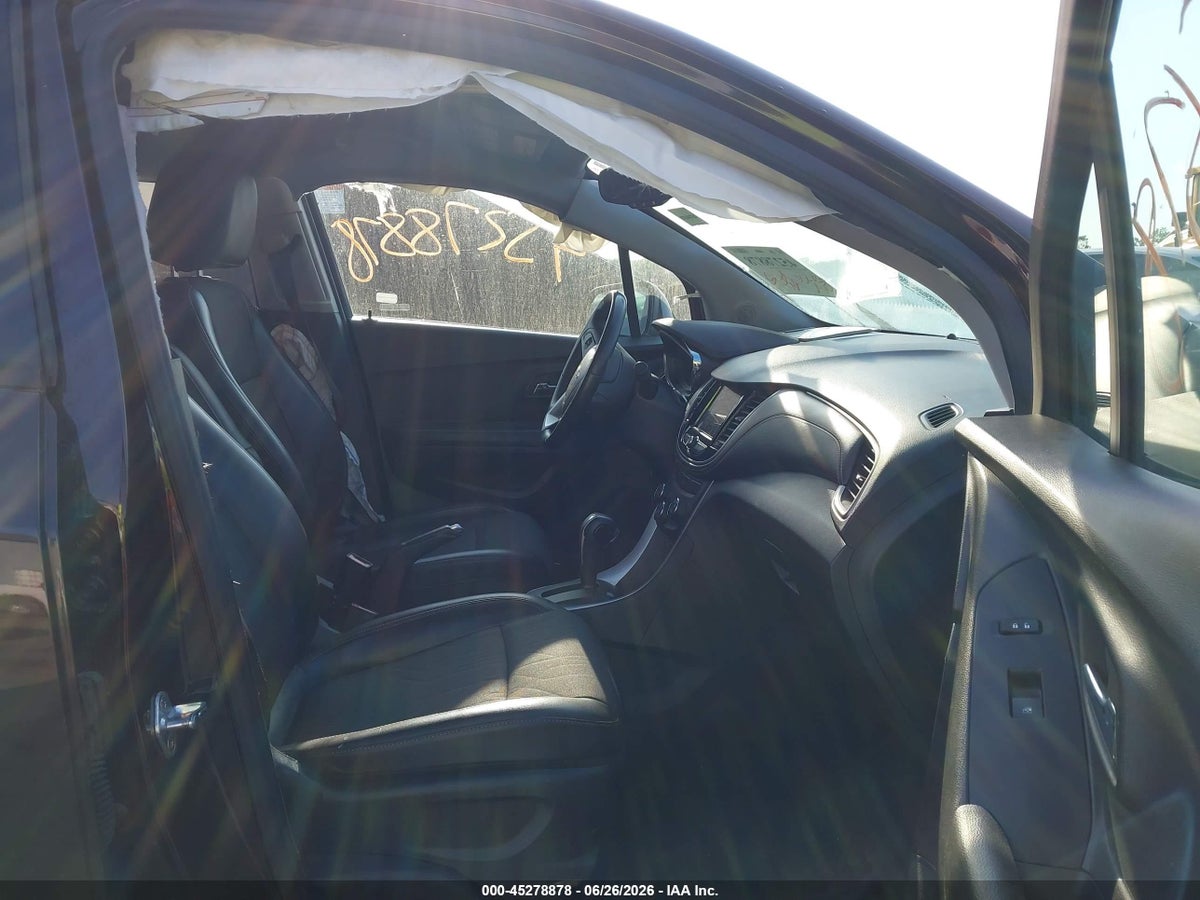 2021 CHEVROLET TRAX AWD LT — снимка 5