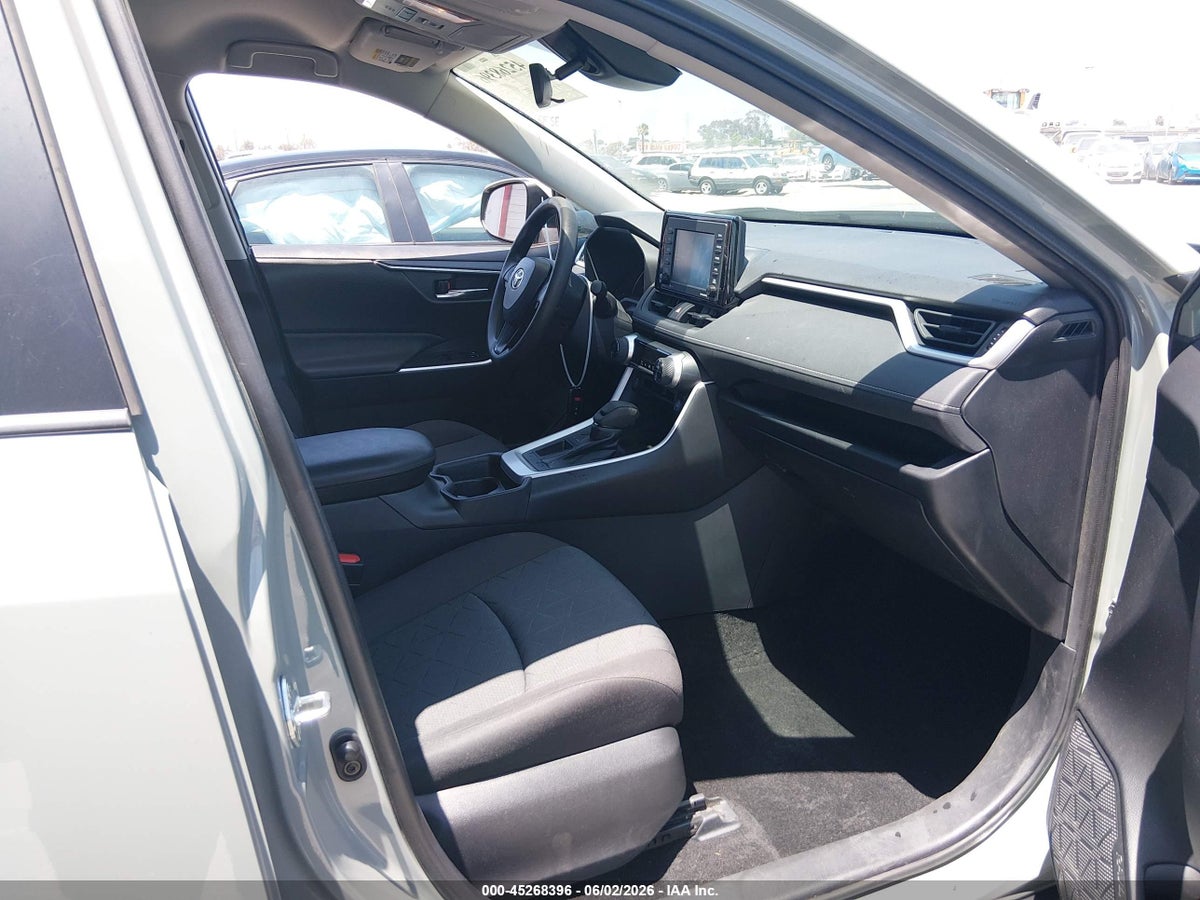 2021 TOYOTA RAV4 XLE — снимка 5