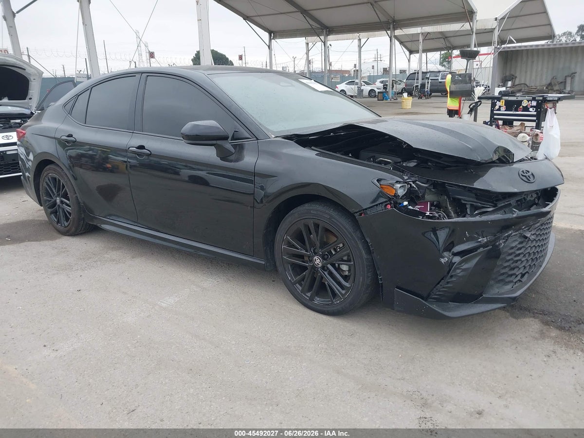 2025 TOYOTA CAMRY SE