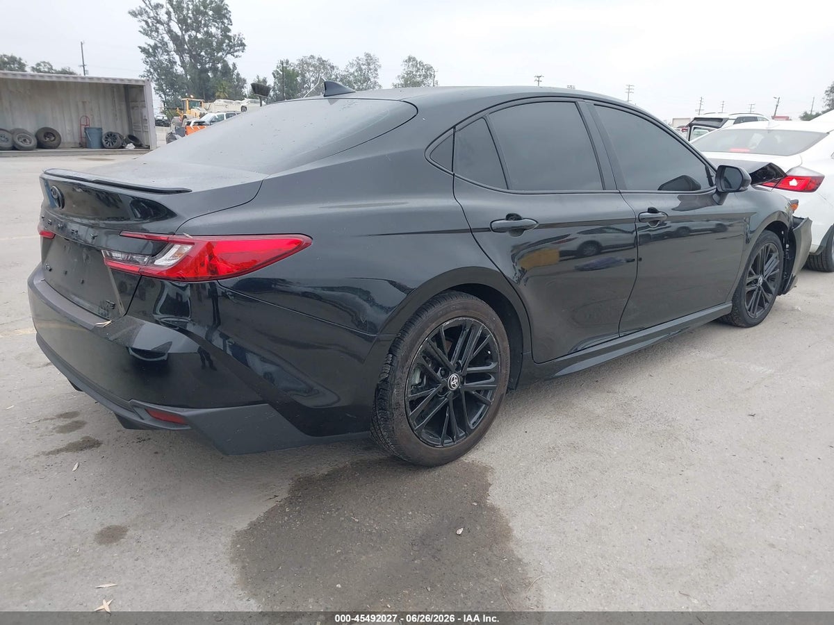 2025 TOYOTA CAMRY SE — снимка 4