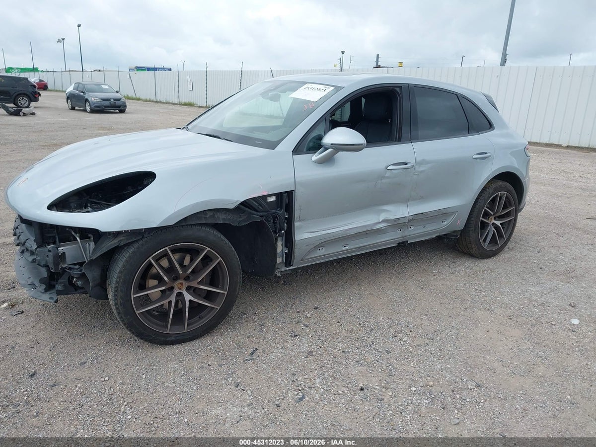 2024 PORSCHE MACAN T — снимка 2