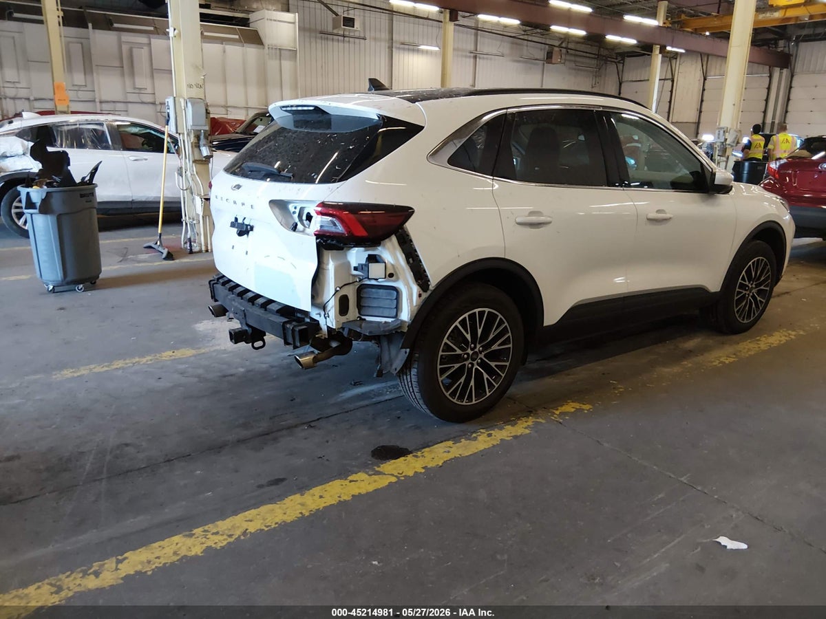 2023 FORD ESCAPE PHEV — снимка 4