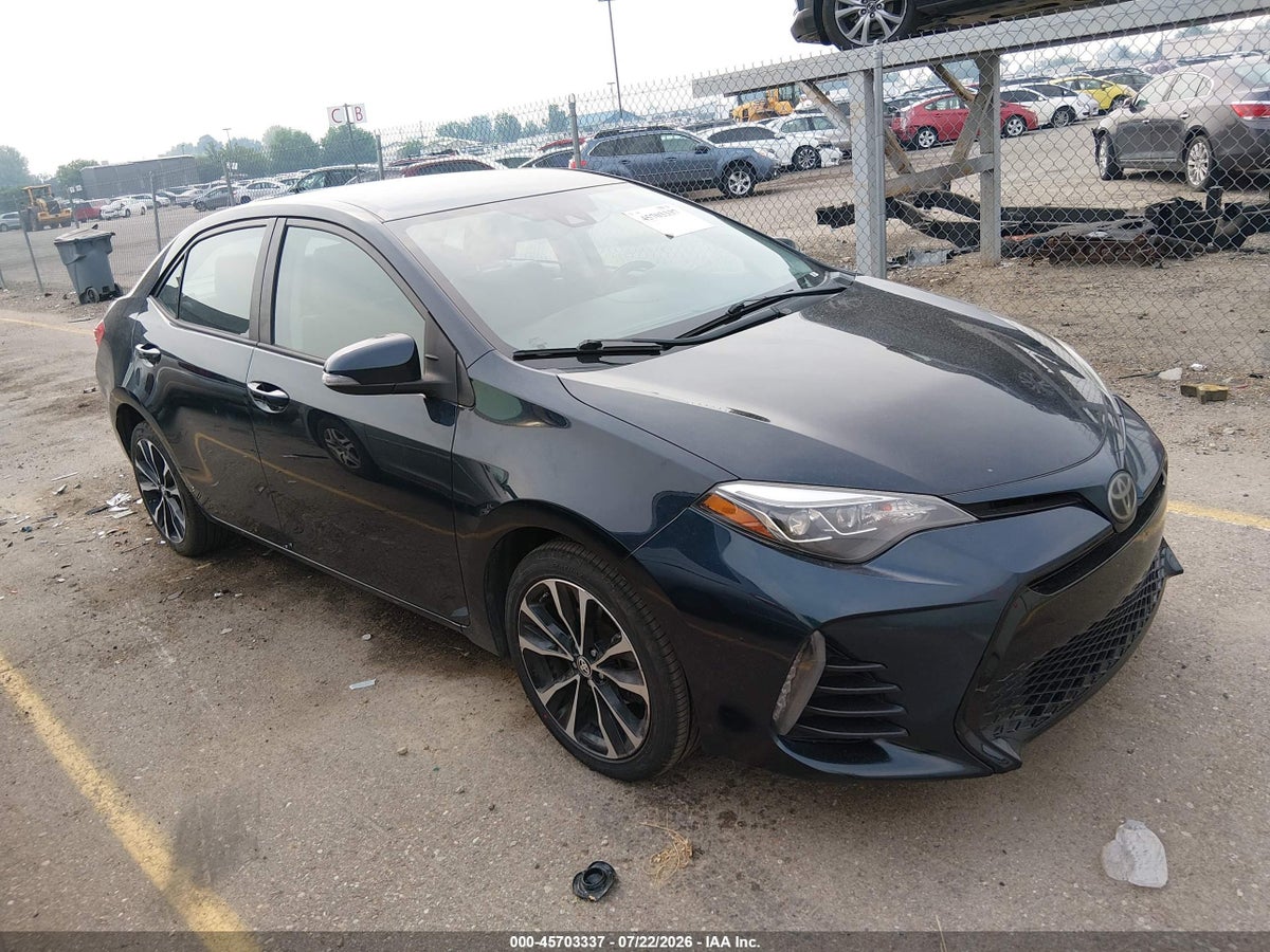 2018 TOYOTA COROLLA SE