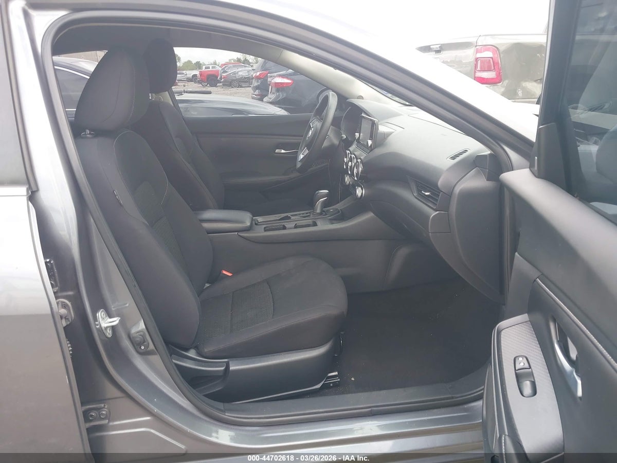 2021 NISSAN SENTRA S XTRONIC CVT — снимка 5