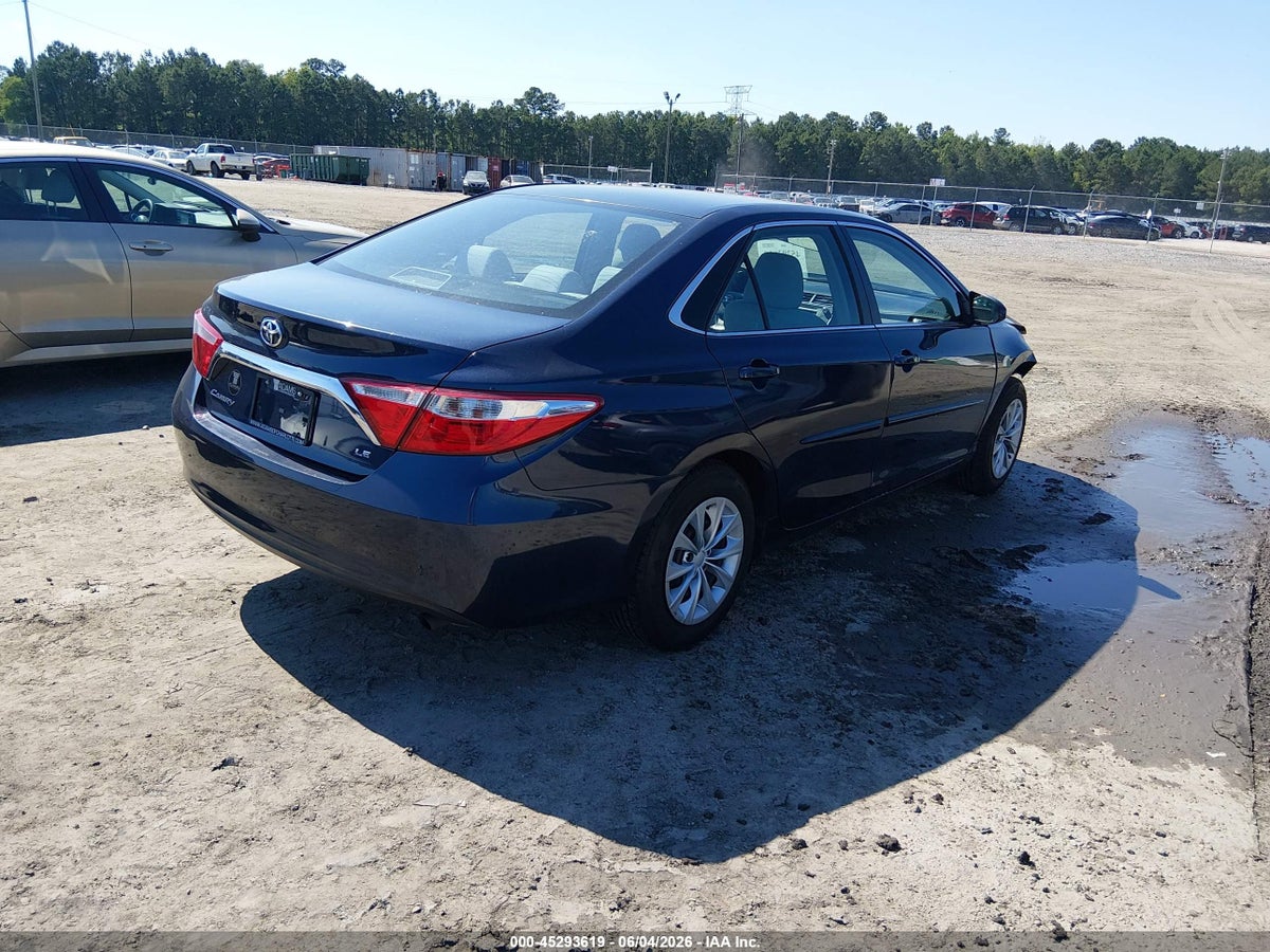 2015 TOYOTA CAMRY LE — снимка 4