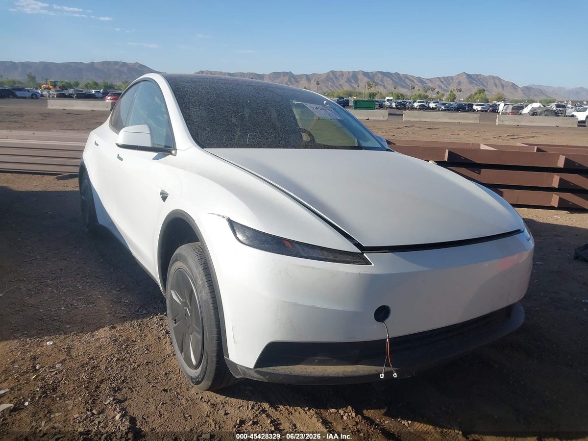 2026 TESLA MODEL Y