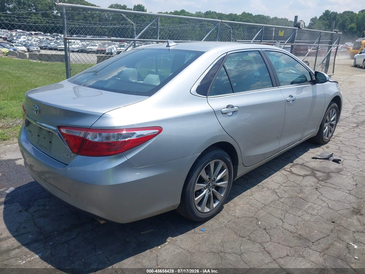 2016 TOYOTA CAMRY XLE — снимка 4