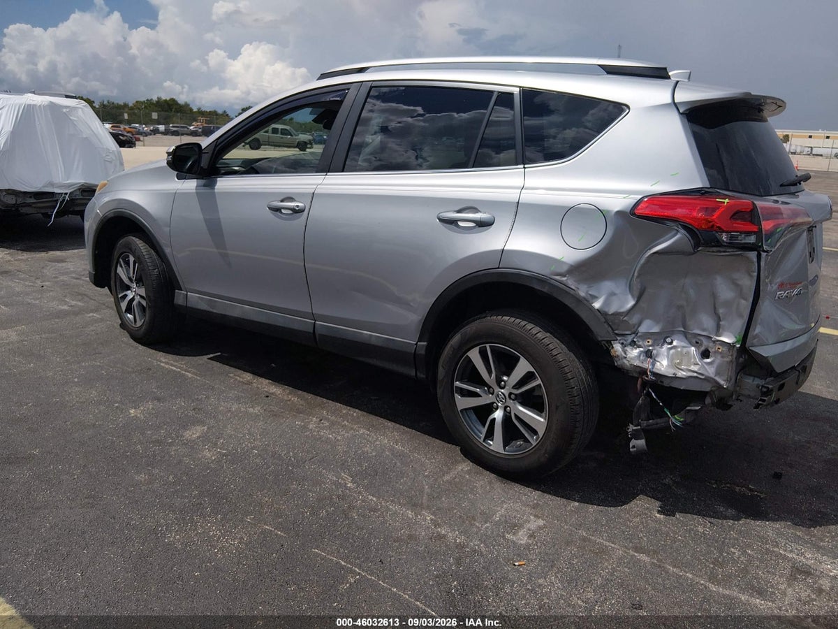 2018 TOYOTA RAV4 XLE — снимка 3