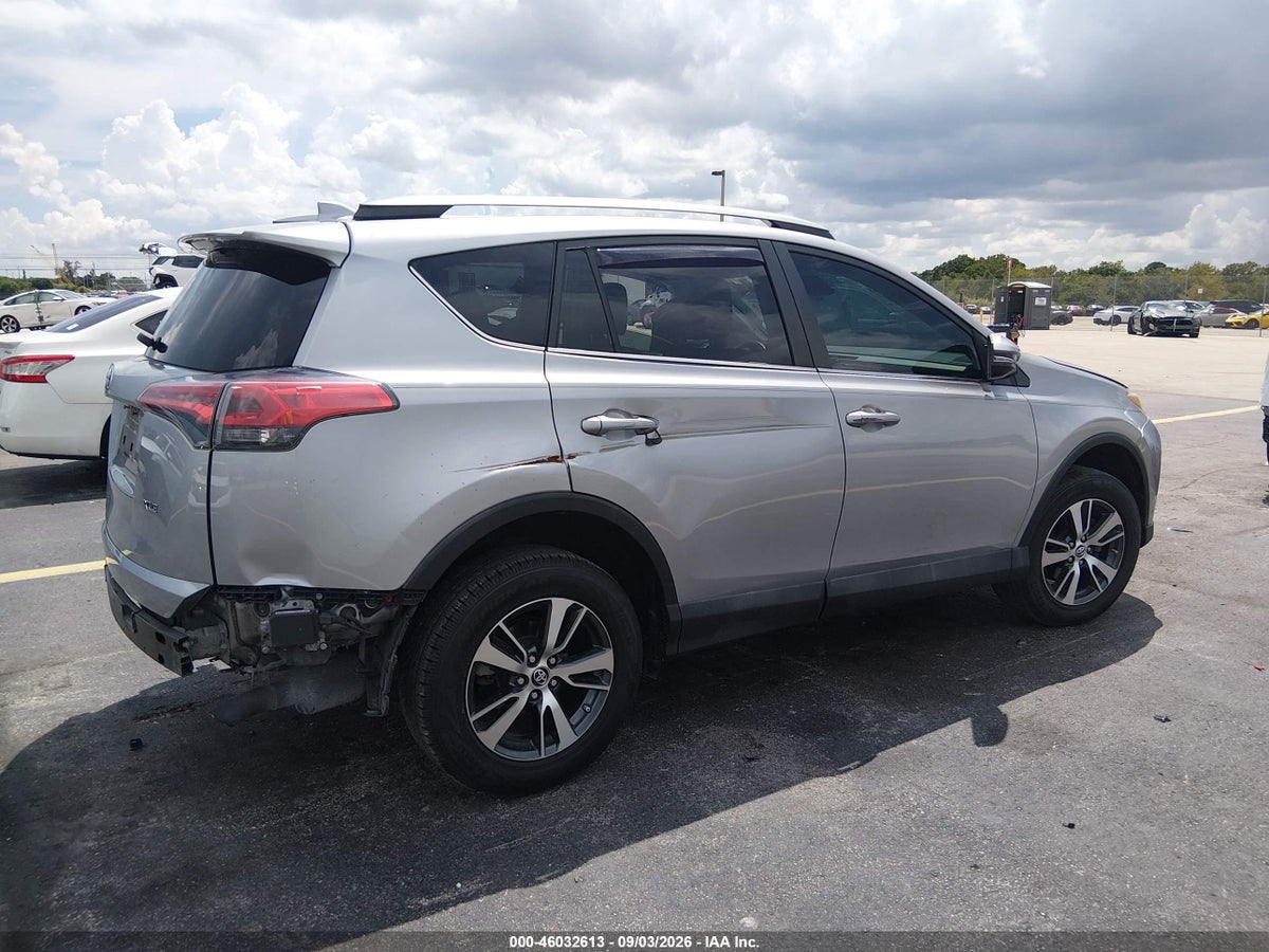 2018 TOYOTA RAV4 XLE — снимка 4