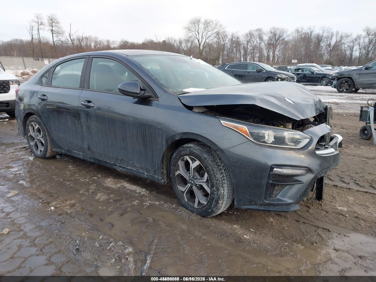 2019 KIA FORTE LXS