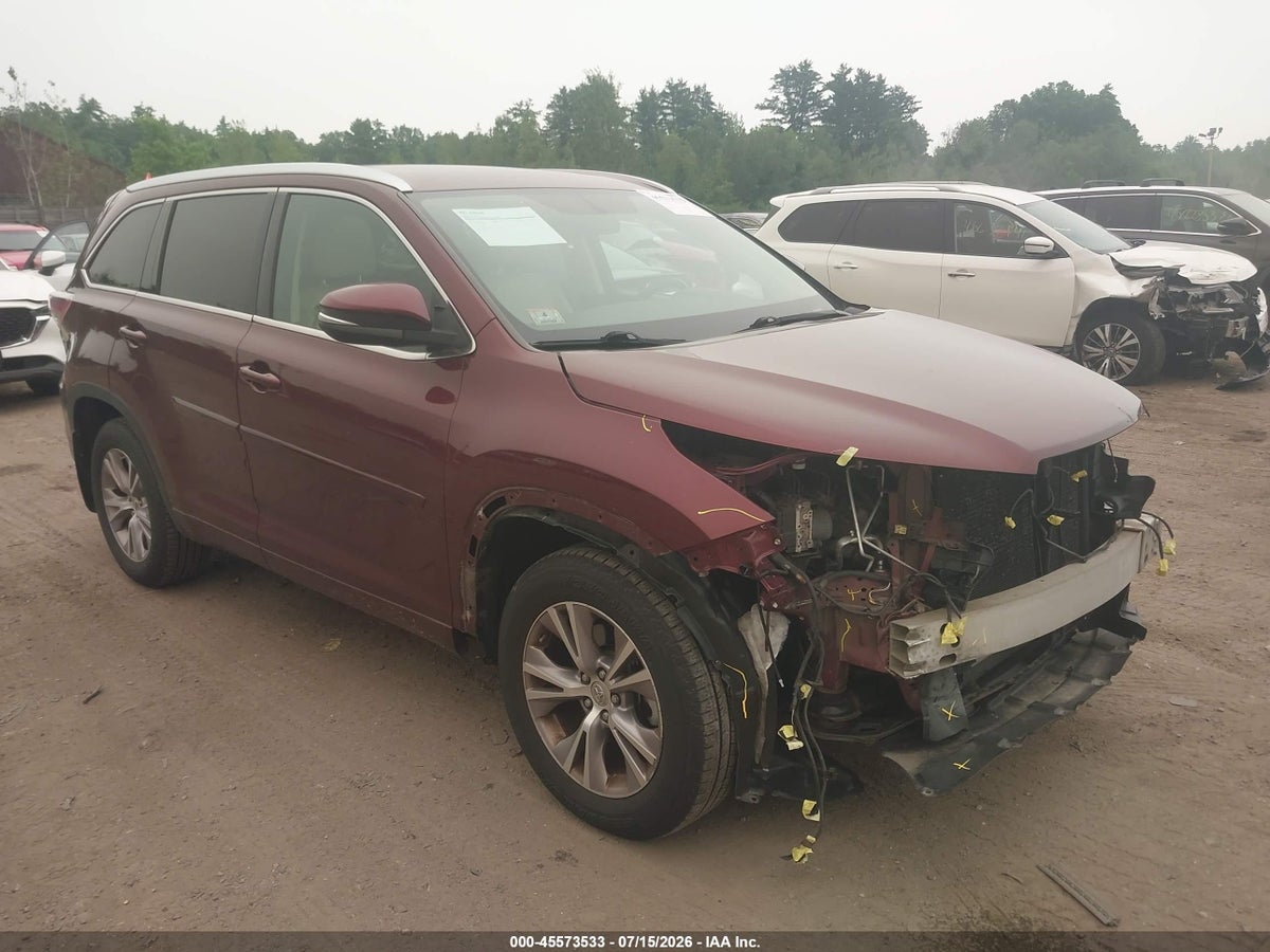2015 TOYOTA HIGHLANDER XLE V6