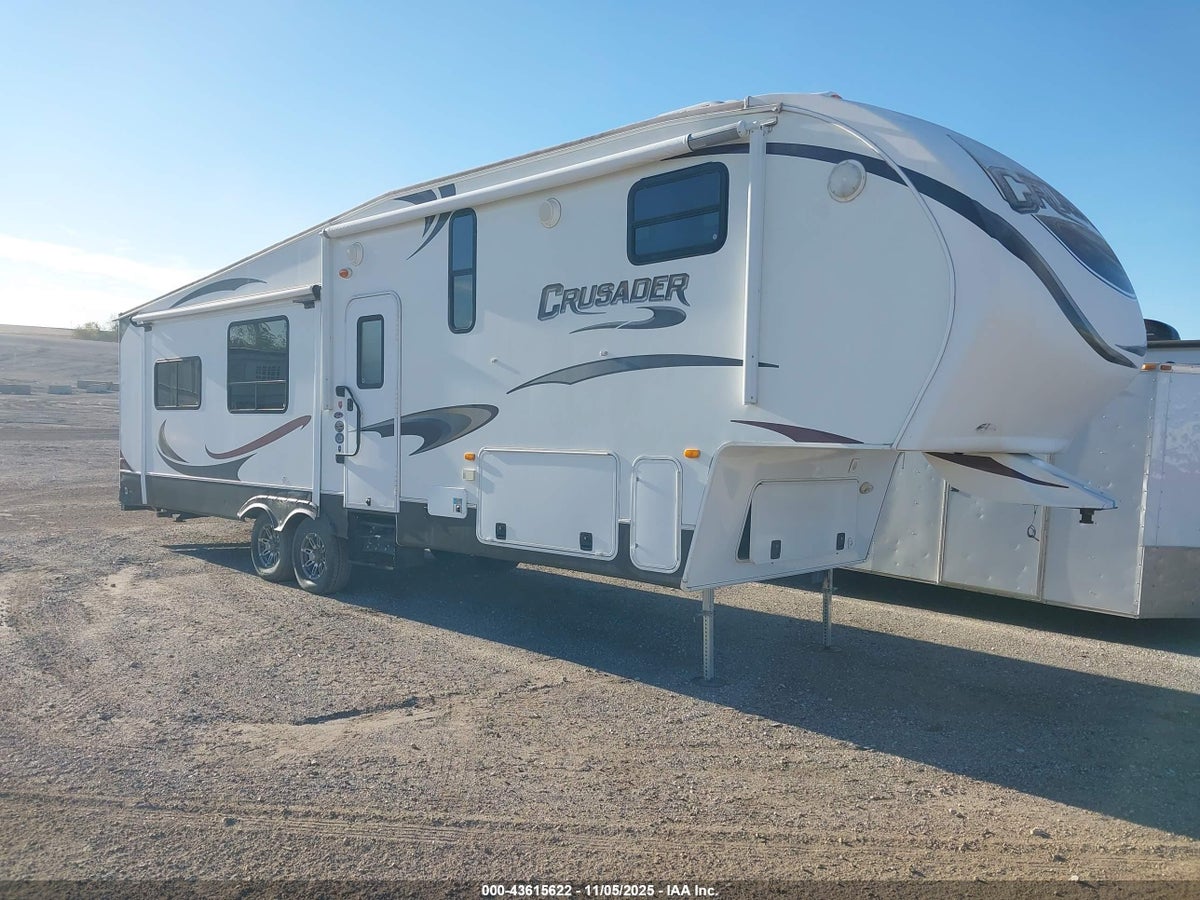 2013 FOREST RIVER CRUSADER