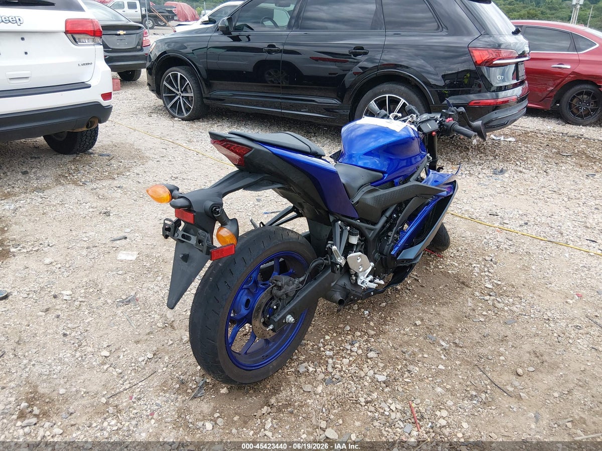 2024 YAMAHA YZFR3 A — снимка 4
