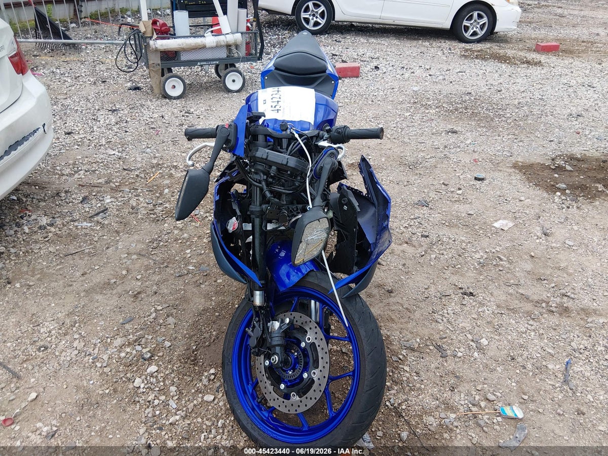 2024 YAMAHA YZFR3 A — снимка 5