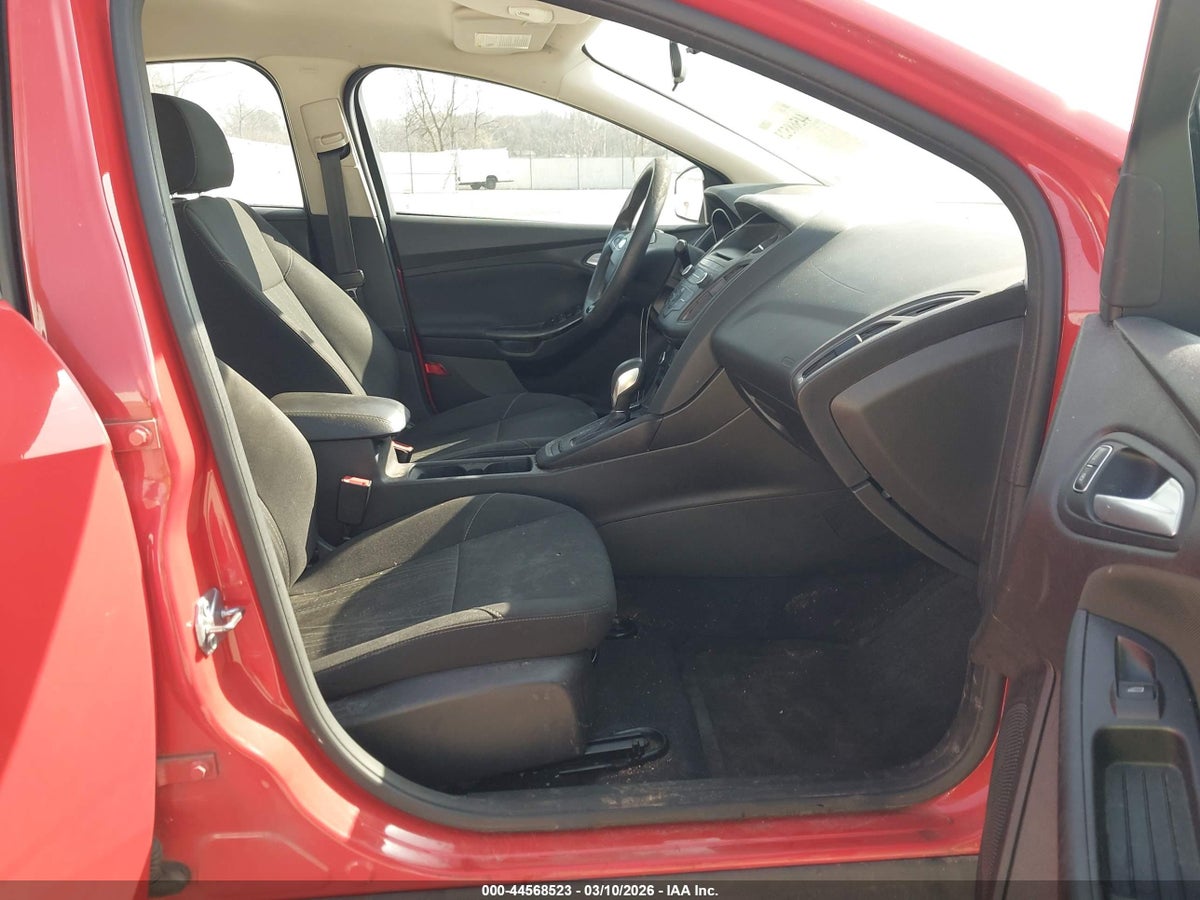 2017 FORD FOCUS SE — снимка 5