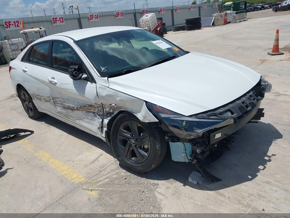 2022 HYUNDAI ELANTRA SEL