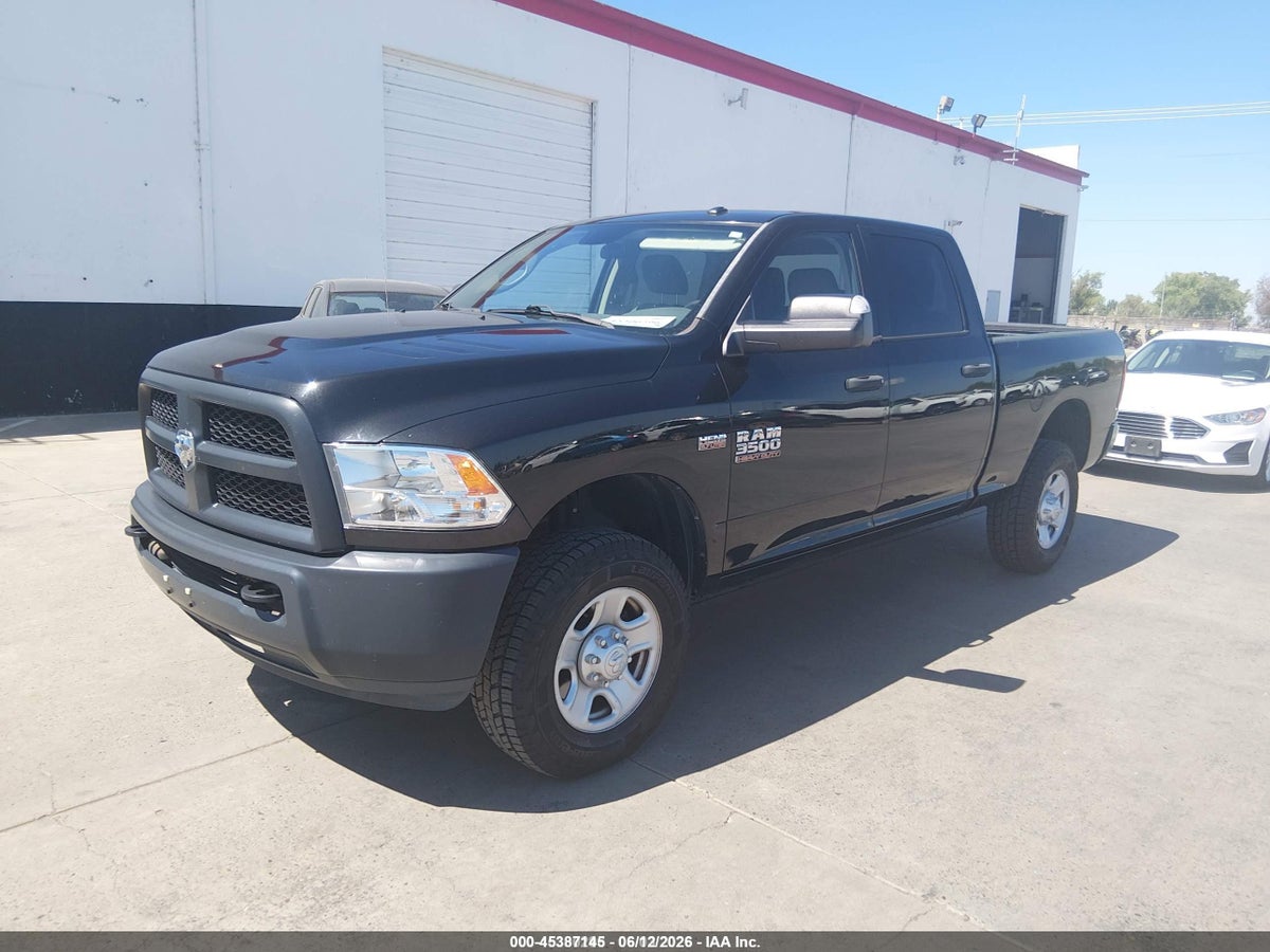 2017 RAM 3500 TRADESMAN 4X4 6'4 BOX — снимка 2