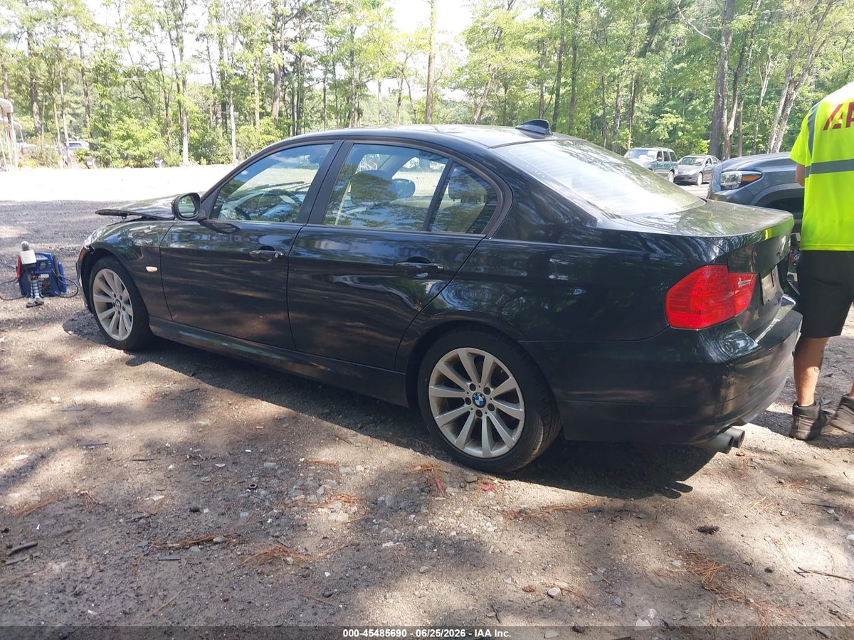2011 BMW 328I — снимка 3