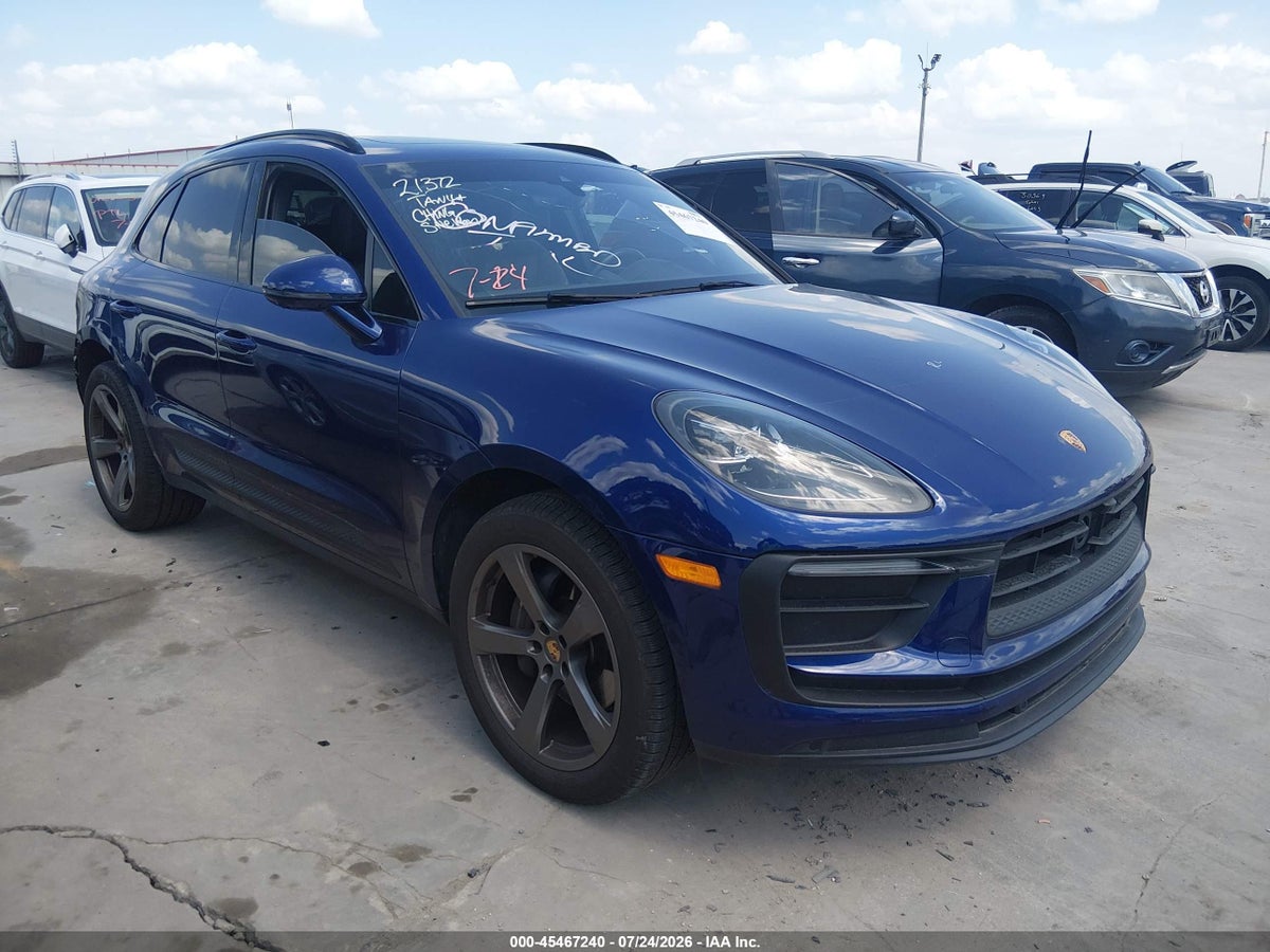 2024 PORSCHE MACAN T