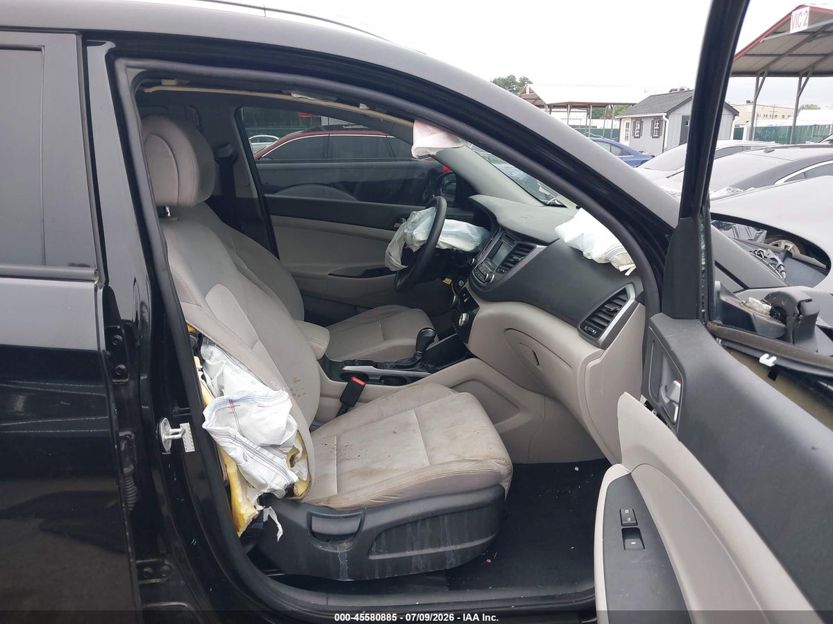 2017 HYUNDAI TUCSON SE — снимка 5