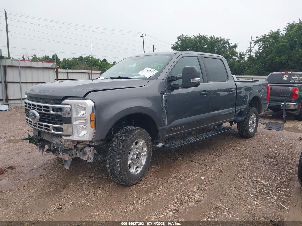 2025 FORD F-250 XLT — снимка 2