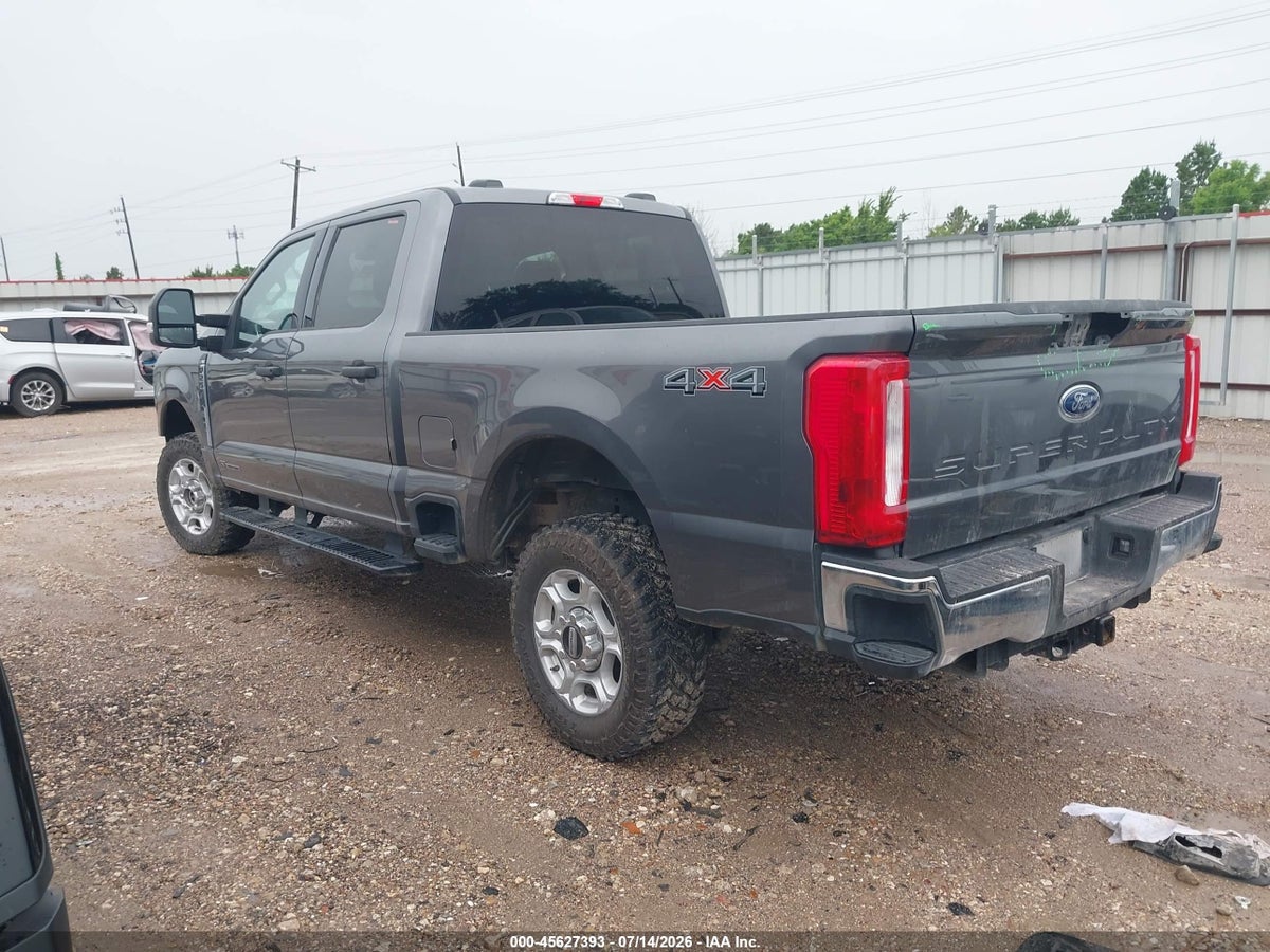2025 FORD F-250 XLT — снимка 3