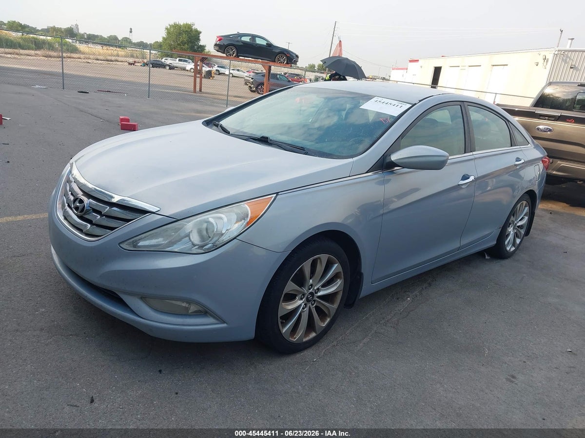 2013 HYUNDAI SONATA SE — снимка 2