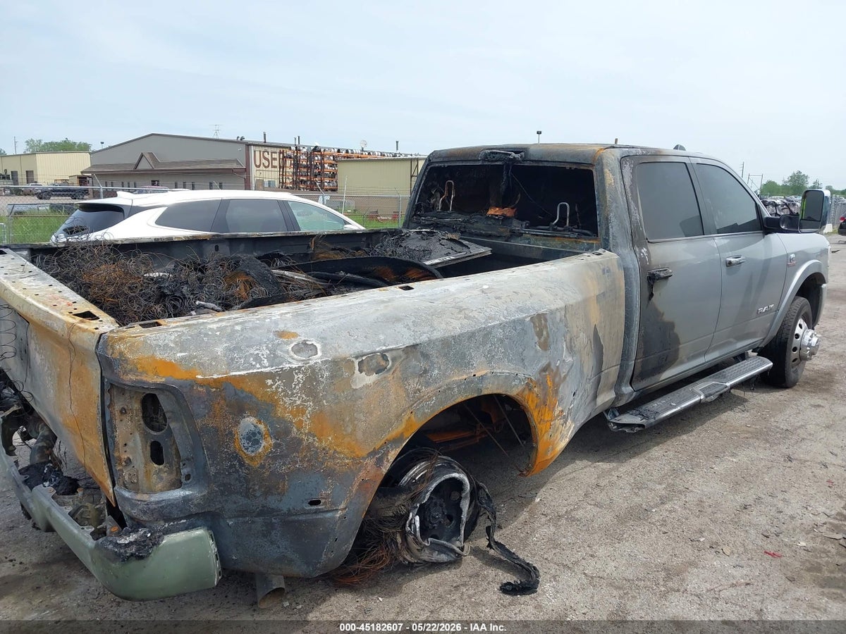 2021 RAM 3500 — снимка 3