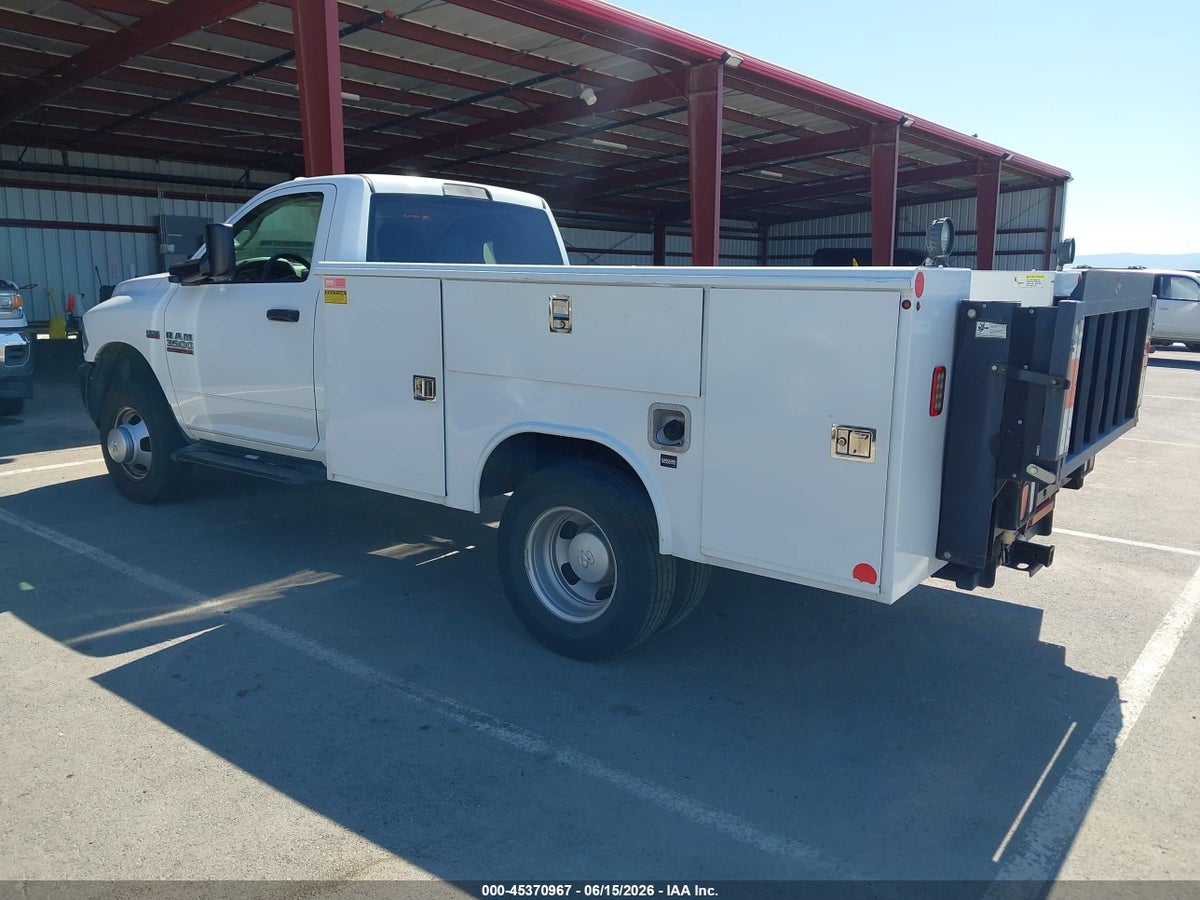 2017 RAM 3500 CHASSIS TRADESMAN/SLT — снимка 3