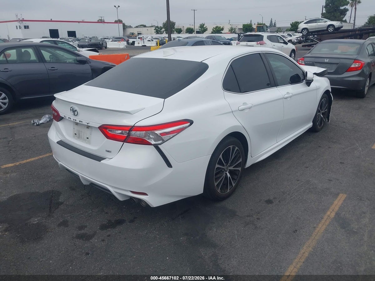 2020 TOYOTA CAMRY SE — снимка 4