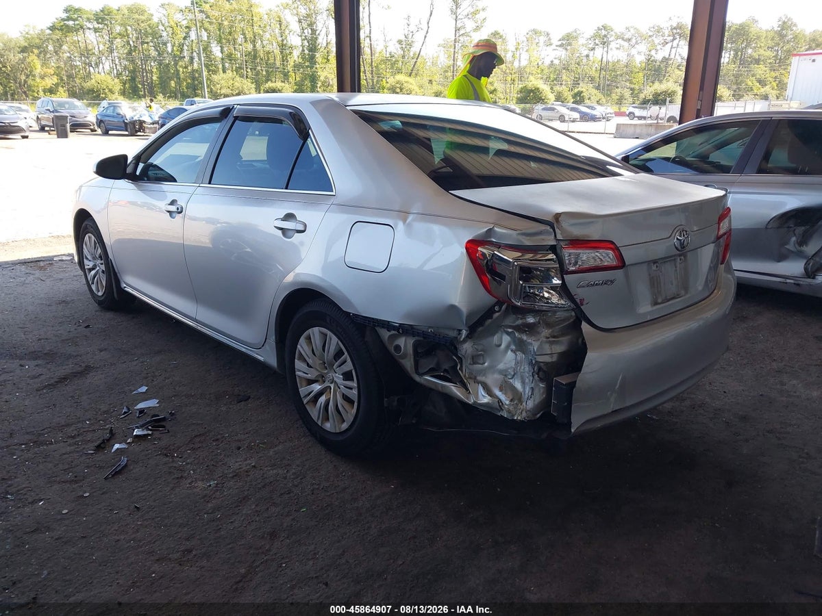2013 TOYOTA CAMRY LE — снимка 3