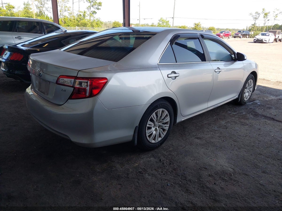 2013 TOYOTA CAMRY LE — снимка 4
