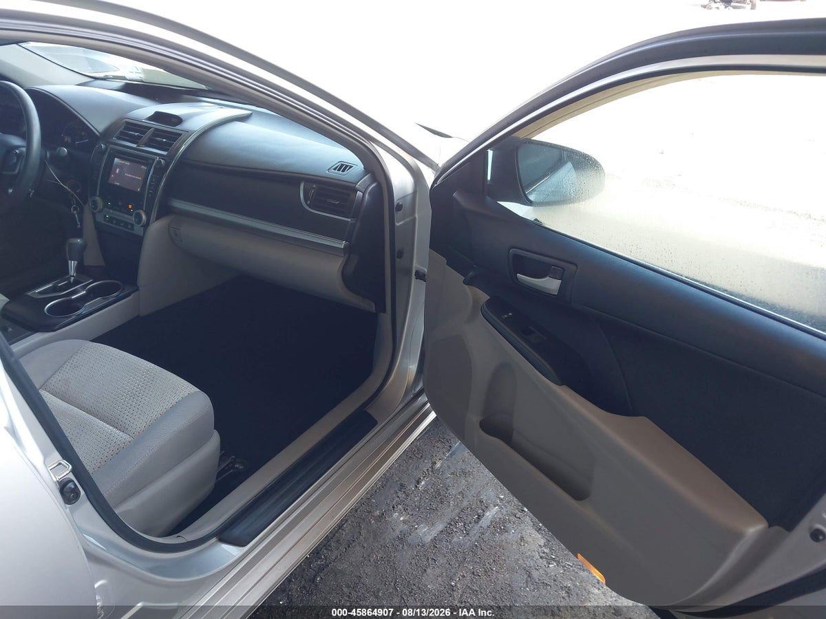 2013 TOYOTA CAMRY LE — снимка 5