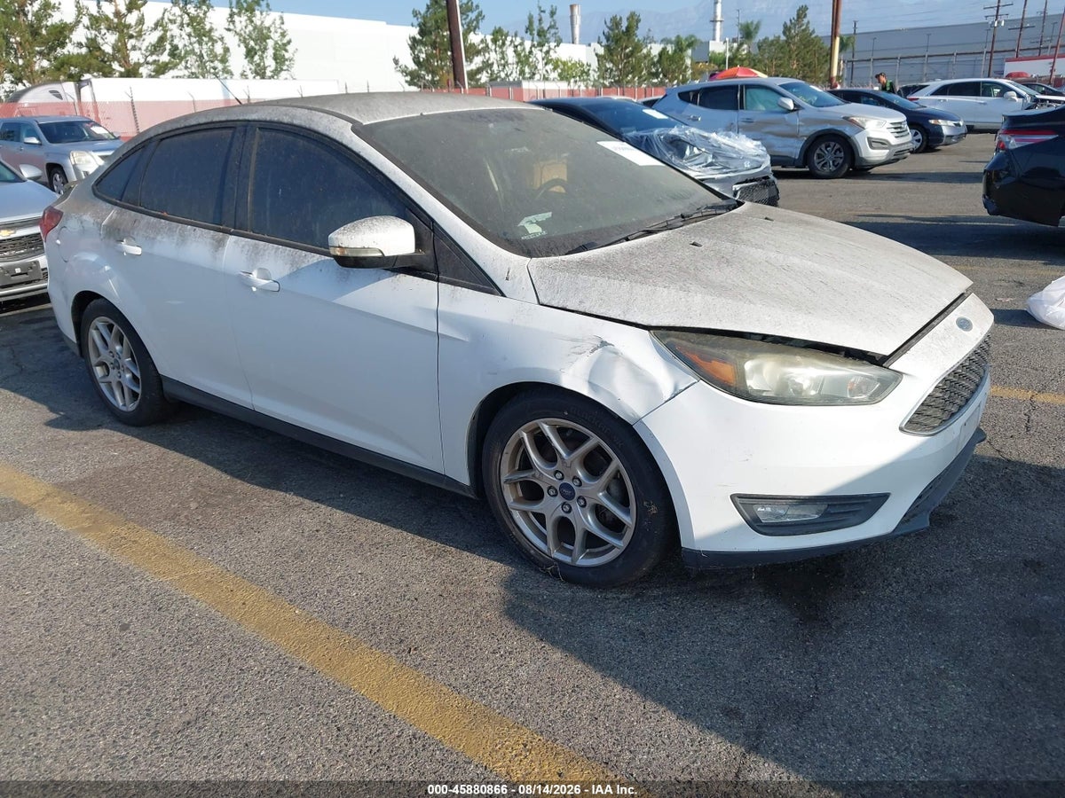 2015 FORD FOCUS SE