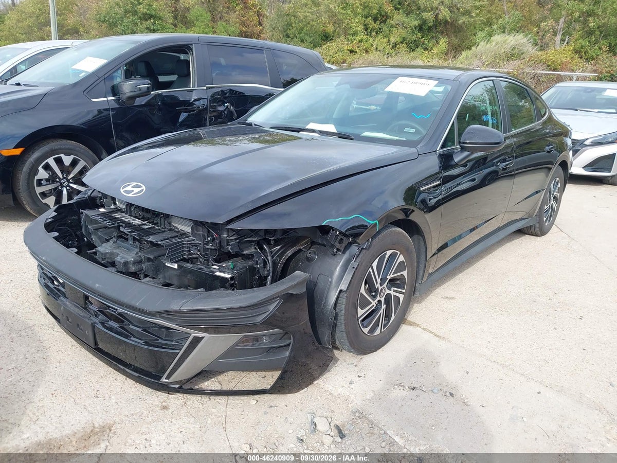 2026 HYUNDAI SONATA HYBRID BLUE — photo 2