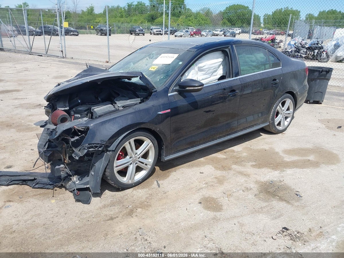 2016 VOLKSWAGEN JETTA 2.0T GLI SE — снимка 2