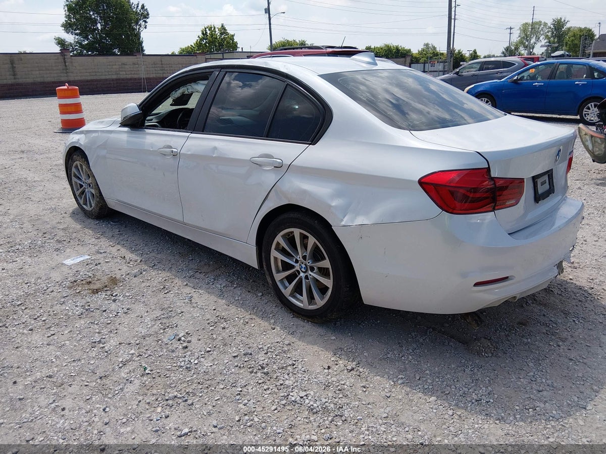 2017 BMW 320I — снимка 3