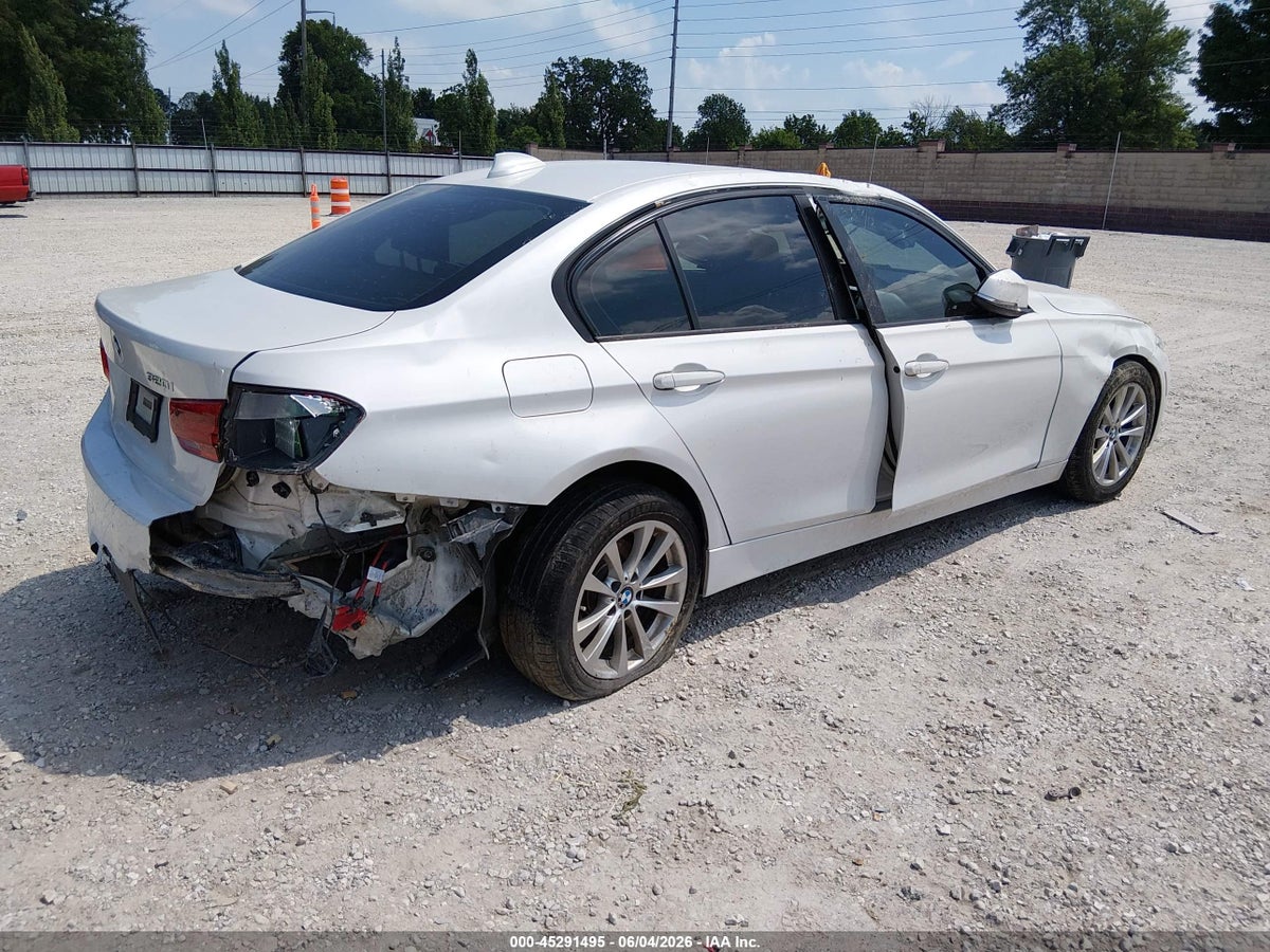 2017 BMW 320I — снимка 4