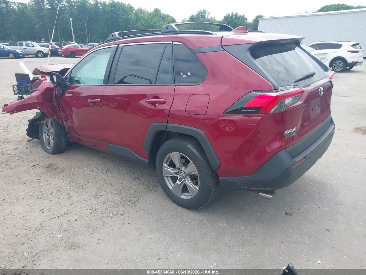 2024 TOYOTA RAV4 XLE — снимка 3